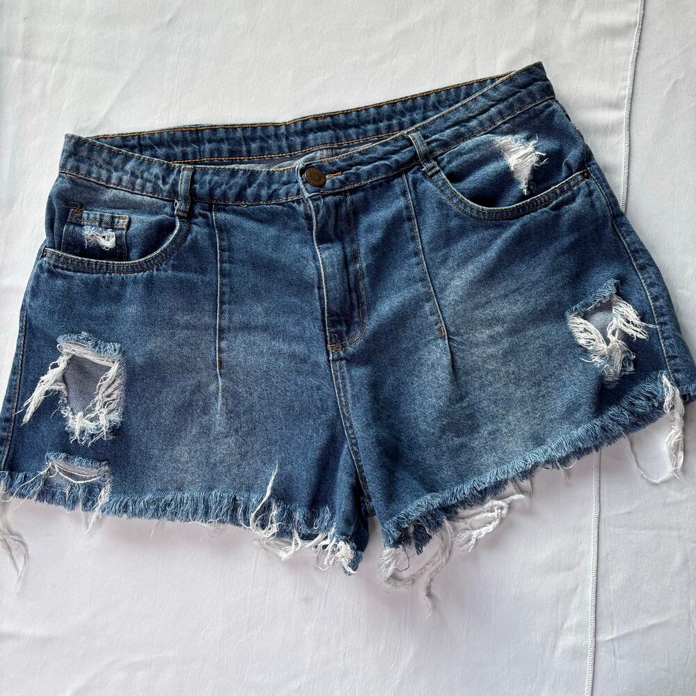 DARK WASH RIPPED DENIM SHORTS - PREMIUM DENIM - SIZE 16